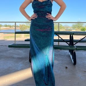 Prom dress: only worn once